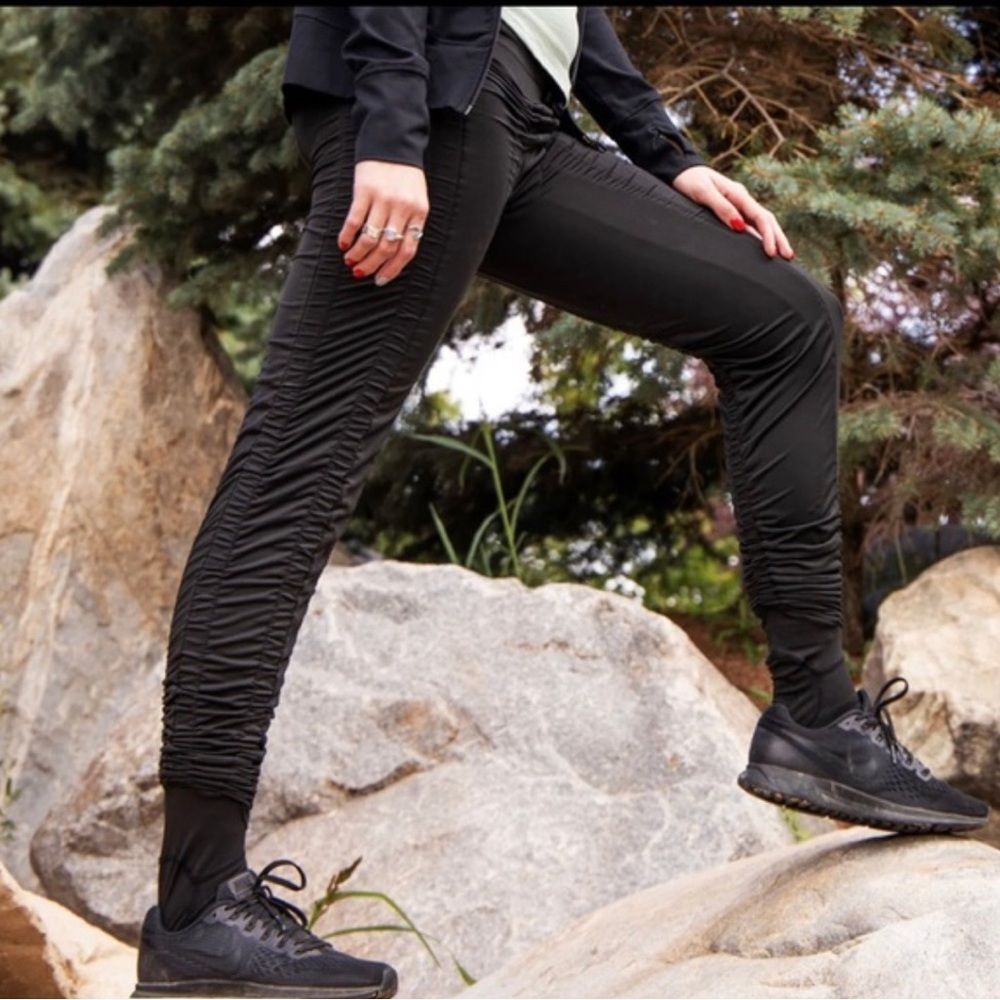 AGOGIE +20 Resistance Band Workout Leggings Training Pants Black Medium